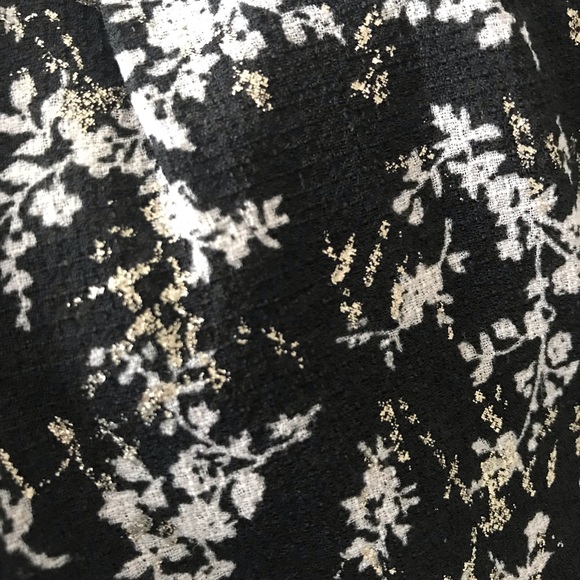 Xhilaratiin shimmer top - Picture 5 of 8